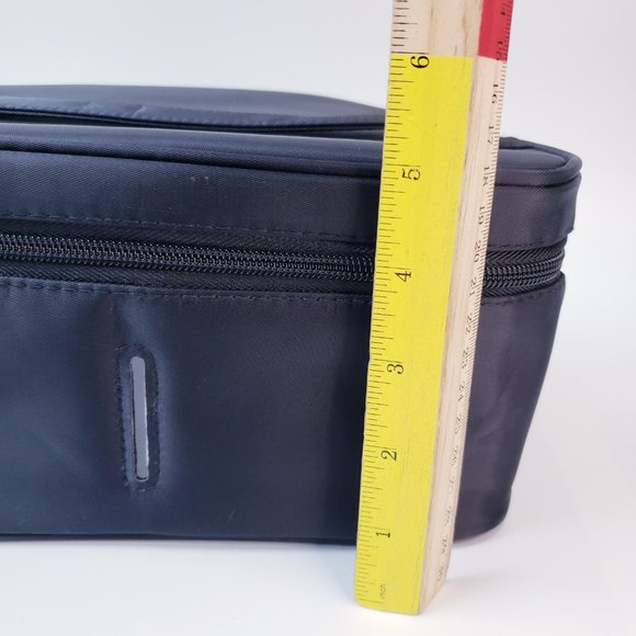 UV Sterilizer Compact Disinfectant Bag - Picture 2 of 3